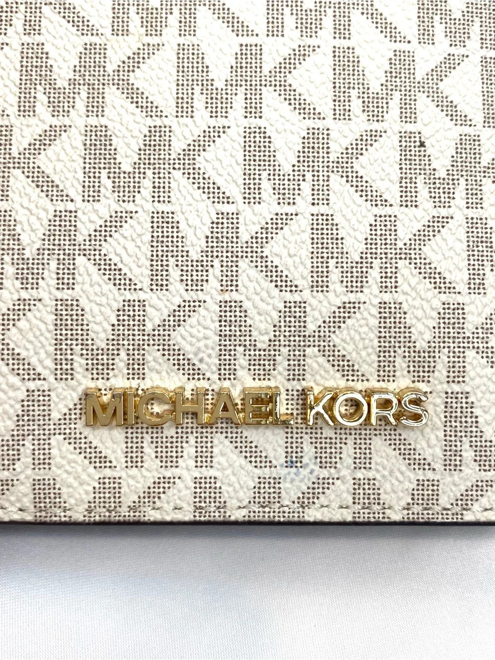 Michael Kors White Logo Print Travel Wallet with Gold Hardware